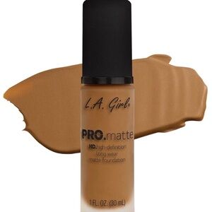 PRO Matte Foundation - Warm Sienna